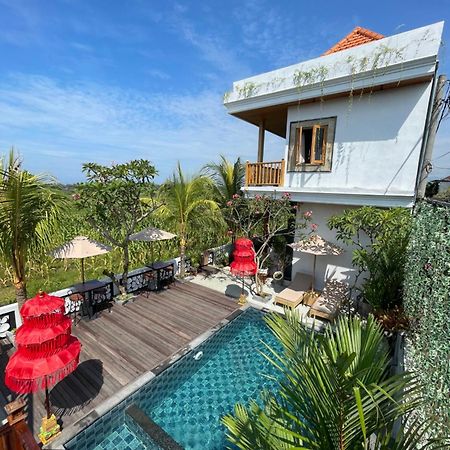 Surfers Villa Medewi Jembrana  Экстерьер фото