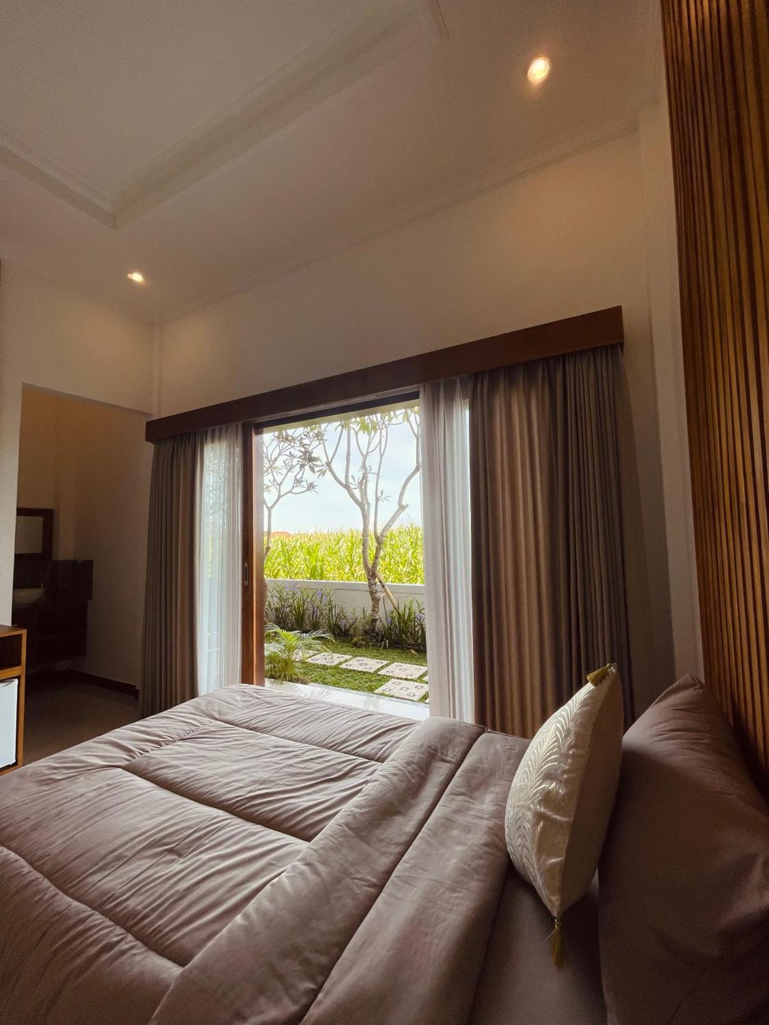 Surfers Villa Medewi Jembrana  Экстерьер фото